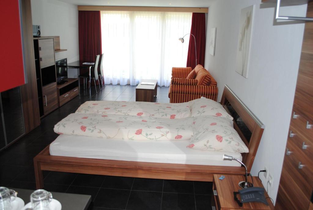 Hotel Dufour Alpin Superior - Adults Only Zermatt Room photo